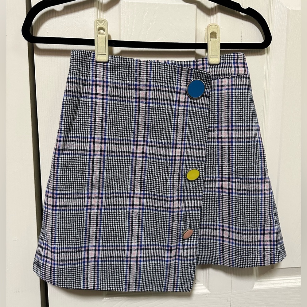 Lili Sidonio Molly Bracken pastel skirt with button detail